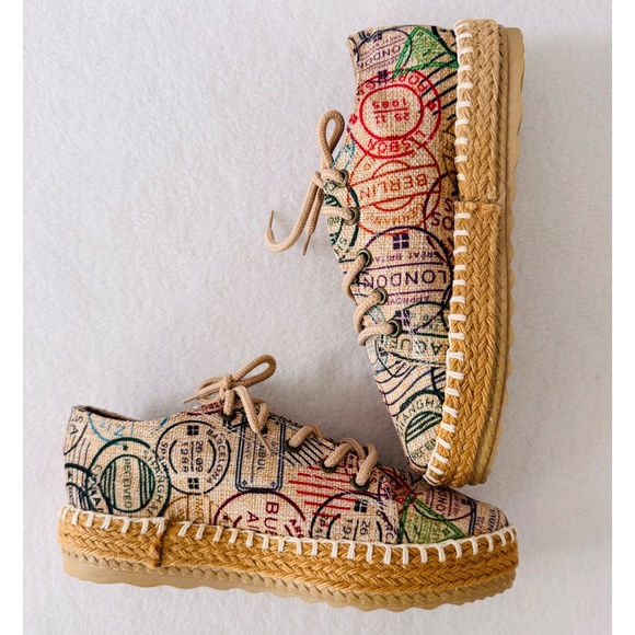 Riviera Corazon Lace Up  Platform Passport Stamp Pattern Espadrille, NWOT - Picture 1 of 8